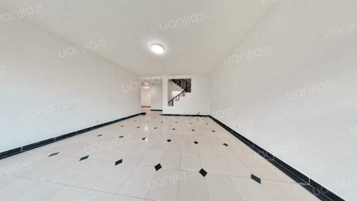 华侨海景山庄二手房实景图