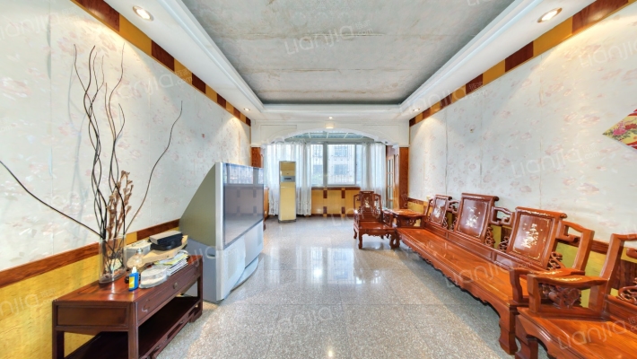 亚星新村二手房实景图