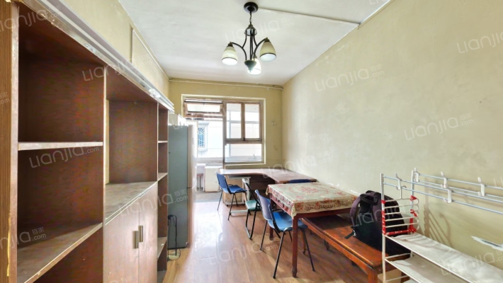 油篓街35号二手房实景图