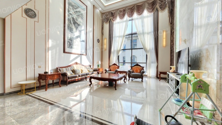 嶺海艺墅二手房实景图