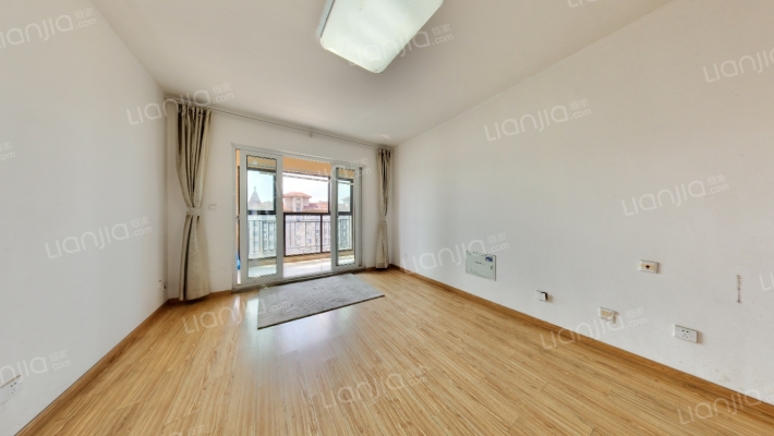 中南锦苑西区二手房实景图