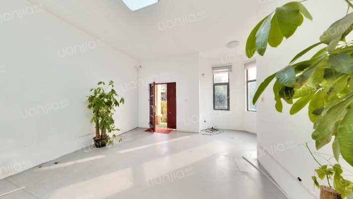 绿地英伦墅二手房实景图