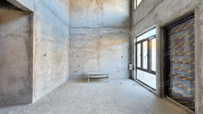 高尔夫庄园国宾墅二手房实景图