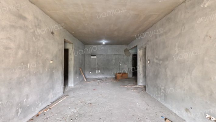 东能华府二手房实景图