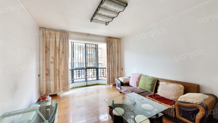 金山商业街32号二手房实景图