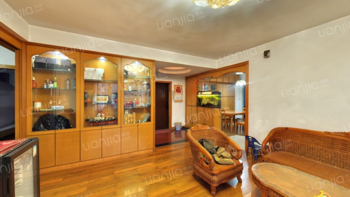 金垱新村二手房实景图