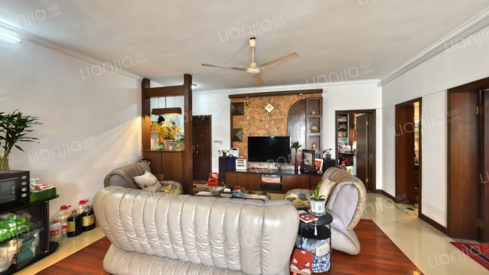 鹦鹉大道275号二手房实景图