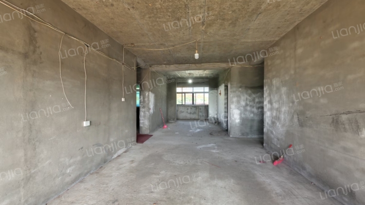 前卫路(原昌北监狱生活区)二手房实景图