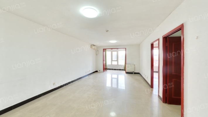 财富大厦二手房实景图