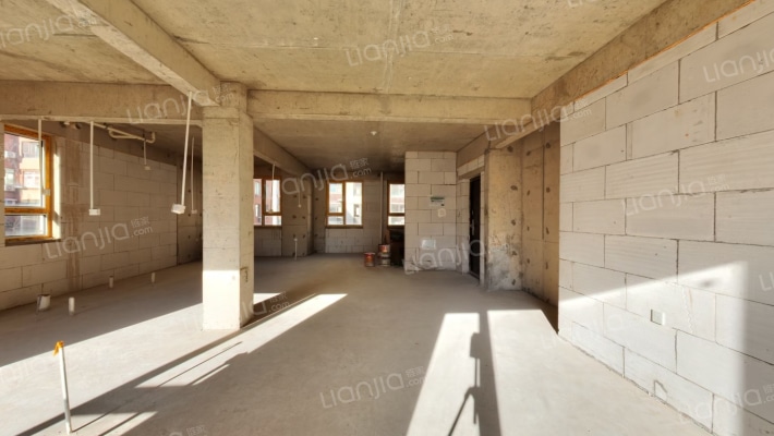 瑞致铭缘二手房实景图