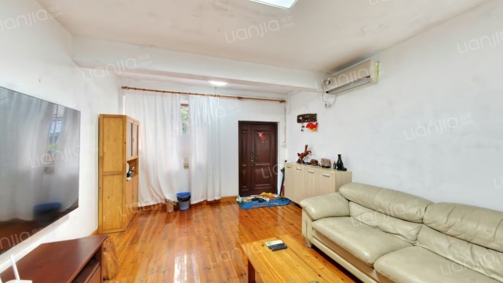 发改委宿舍二手房实景图