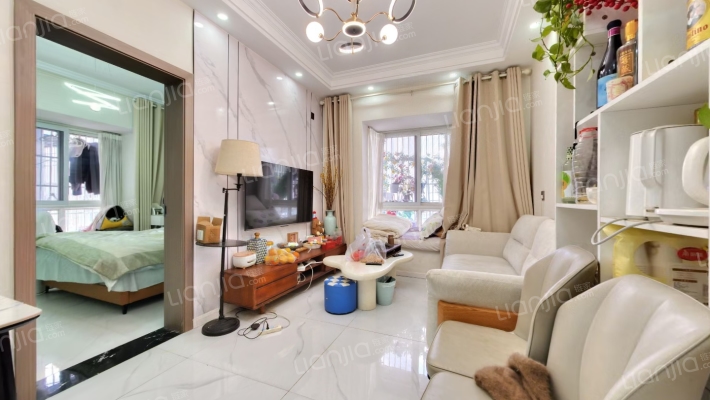 白鹤小区二期二手房实景图