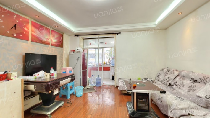 月亮岩路22号院二手房实景图