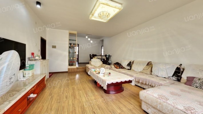 金泉名都二手房实景图