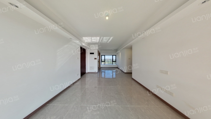 颐安·雍悦华府二手房实景图