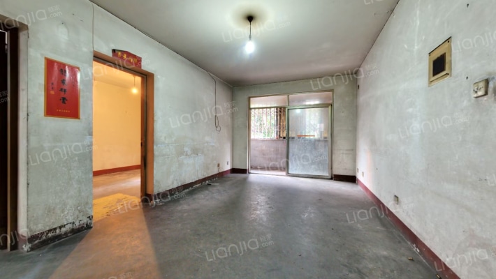 银沙横街10号二手房实景图