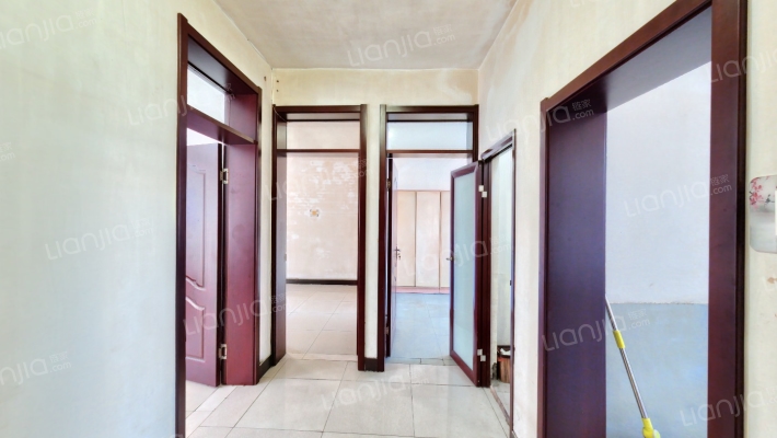 二轻机修宿舍二手房实景图