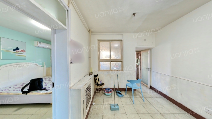 省军区锅炉厂宿舍二手房实景图