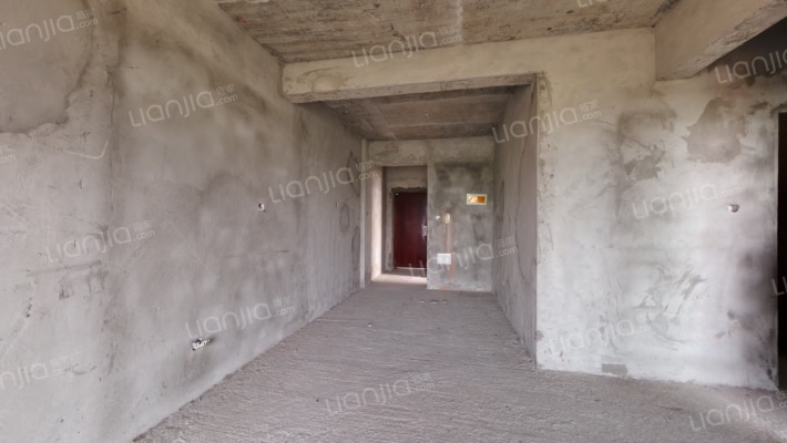 莱茵河畔二手房实景图