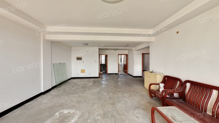 齐欣苑二手房实景图