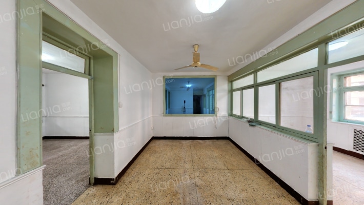 西铁通号公司家属院二手房实景图