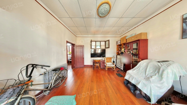 世界里二手房实景图