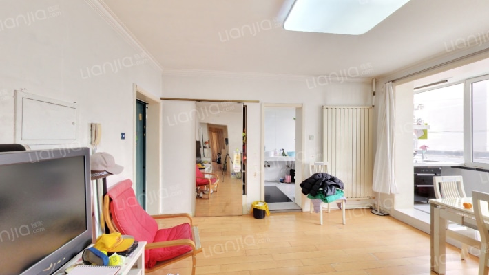 青春苑西区二手房实景图