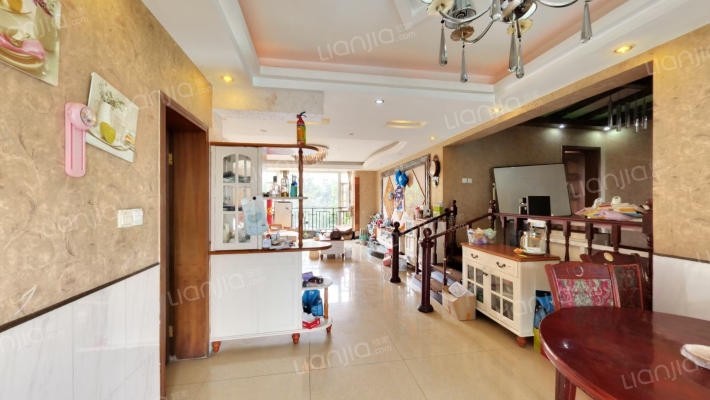 新兴花园二手房实景图