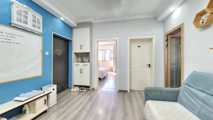 文华学院住宅楼二手房实景图