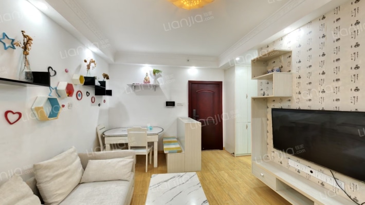 长房半岛蓝湾一期二手房实景图