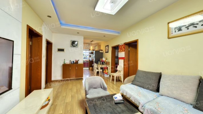 中鹏花园B区二手房实景图