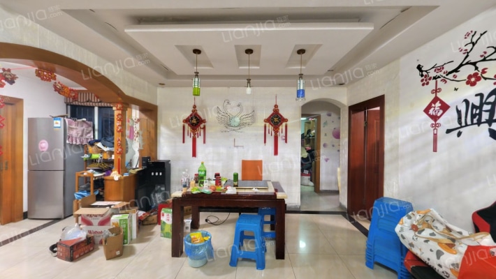 蓝天公寓二手房实景图