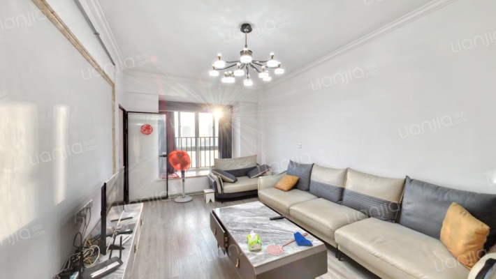 冰晶天兴城二手房实景图