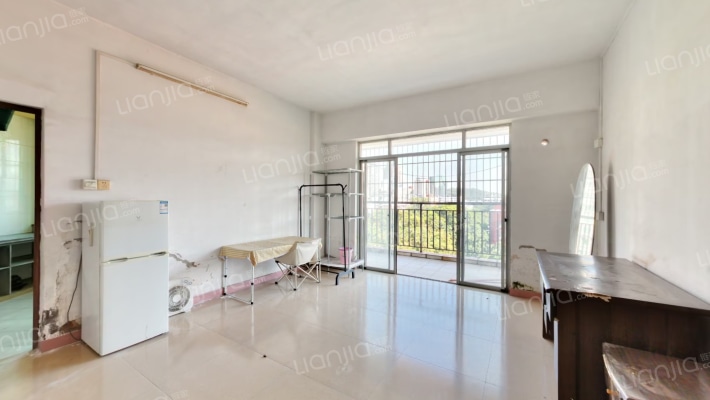 嘉丰楼小区二手房实景图