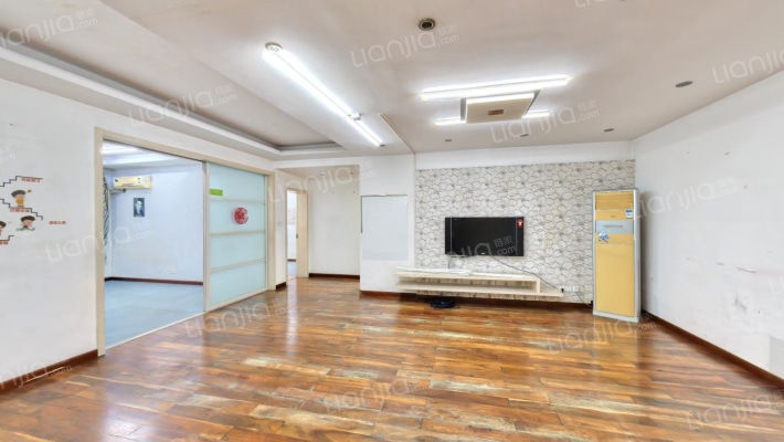 华茂大厦二手房实景图