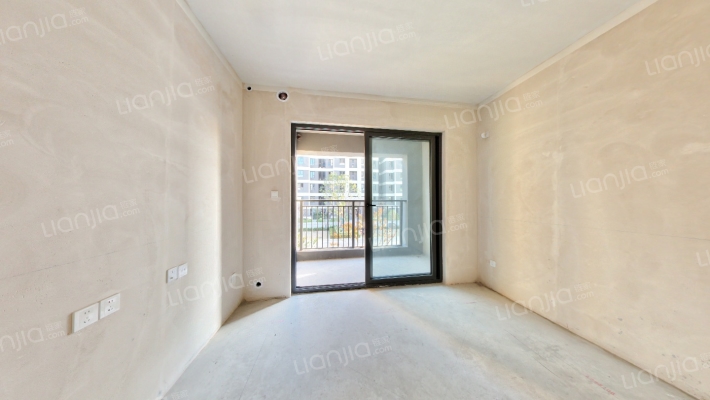 太湖·未来绿洲二手房实景图