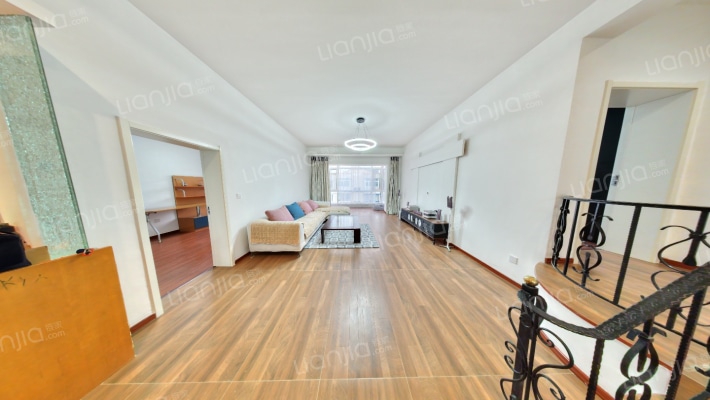 金利苑二手房实景图