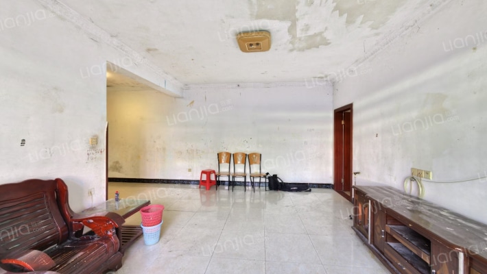 下角东路20号二手房实景图