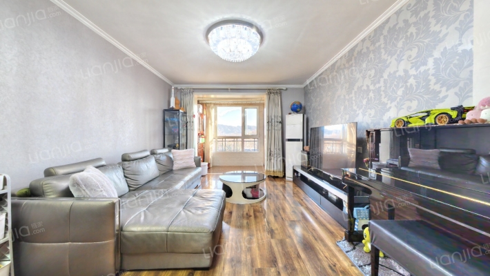 保利花园C区二手房实景图