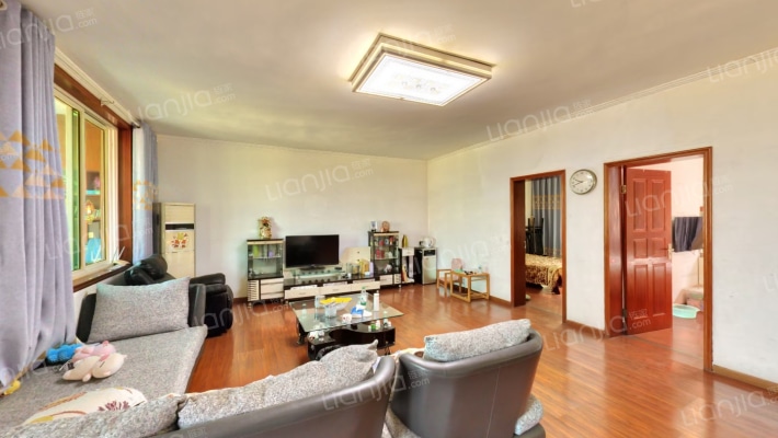 蜀州中路76号二手房实景图