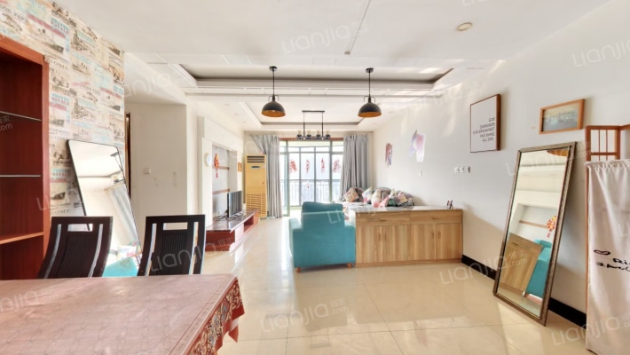 名士公馆二手房实景图