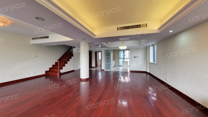 仁恒玉兰山庄二手房实景图