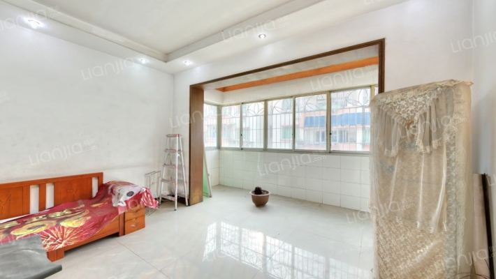 城西步行街二手房实景图