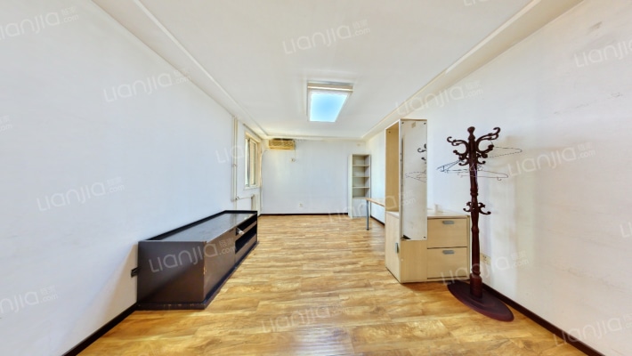 人济山庄二手房实景图