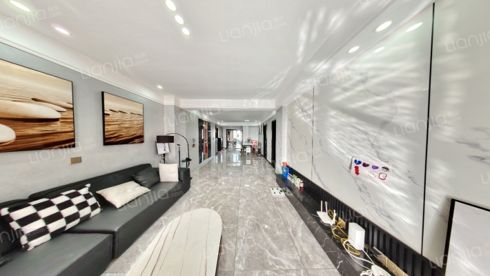 汽配城二手房实景图