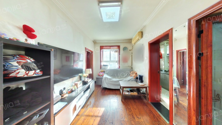 砂轮厂宿舍二手房实景图