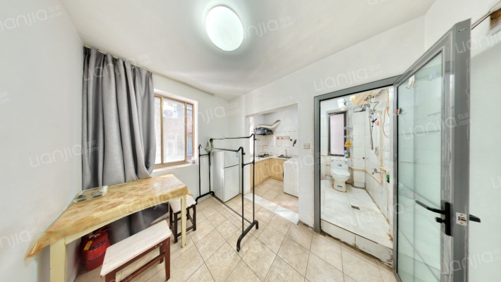 解放路213号二手房实景图