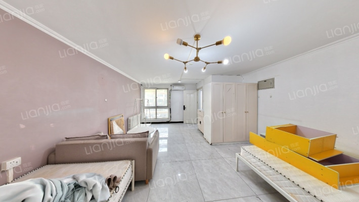 新华街三里二手房实景图