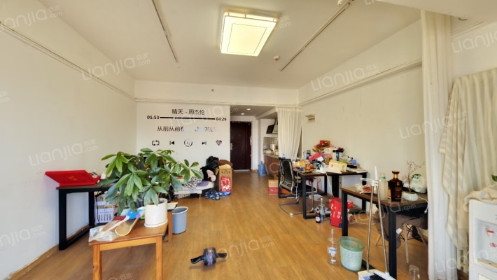 中原万达写字楼二手房实景图