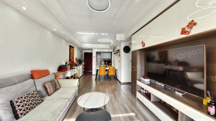 宝泰雅苑二手房实景图